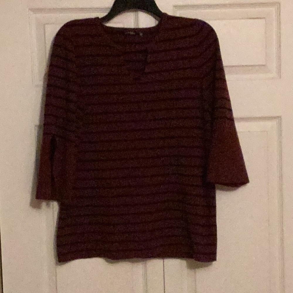 Gorgeous maroon with black stripes sweater